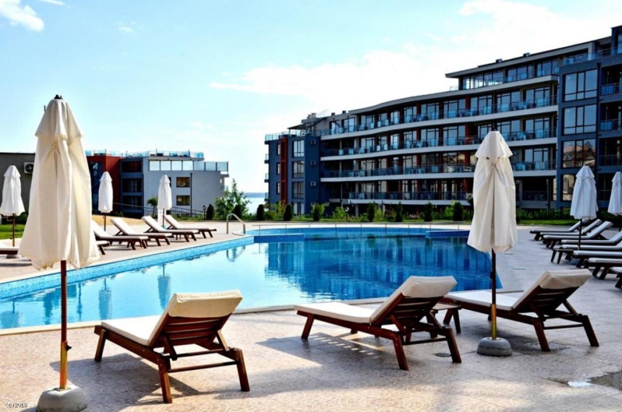 Апартаменты Sunwave Свети Влас Bagian luar foto